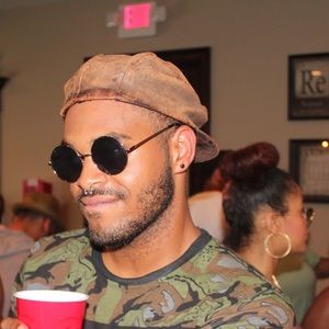 Meet your Posher, Arnette